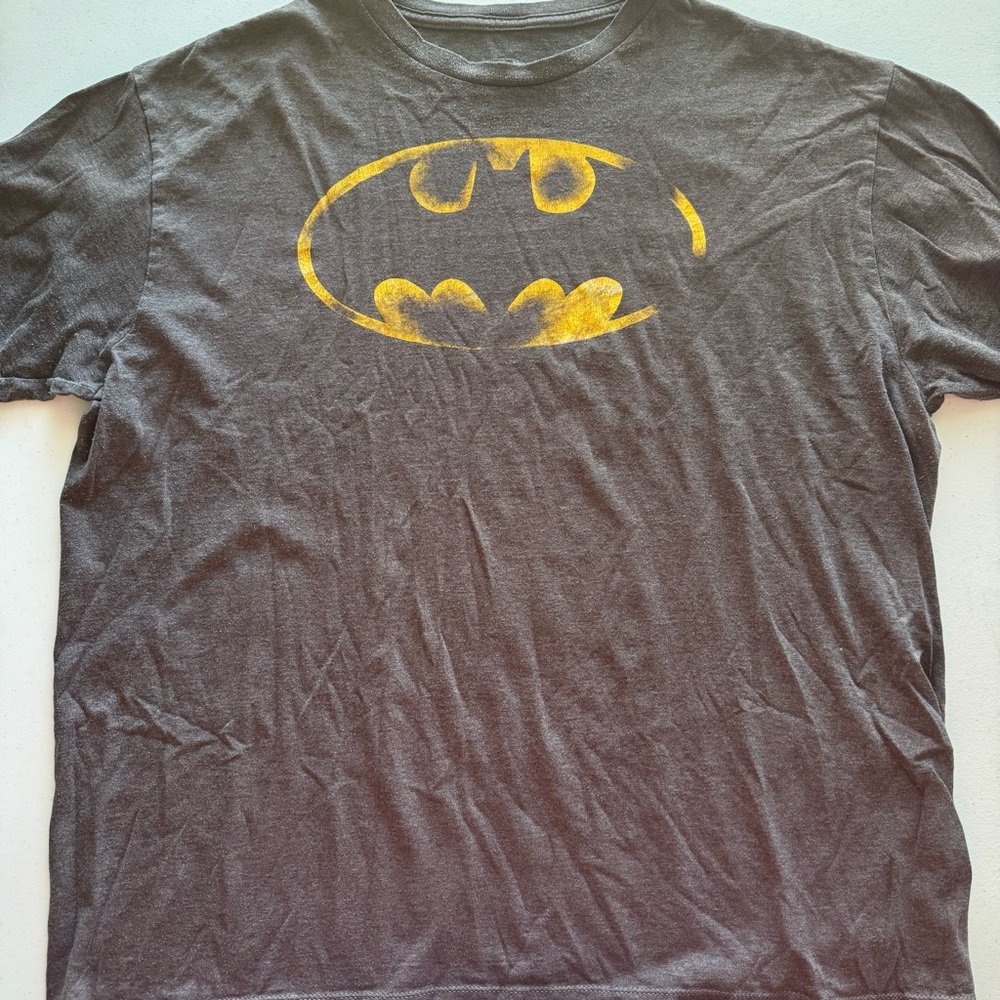 Men’s Batman Dark Gray Tee | 2X